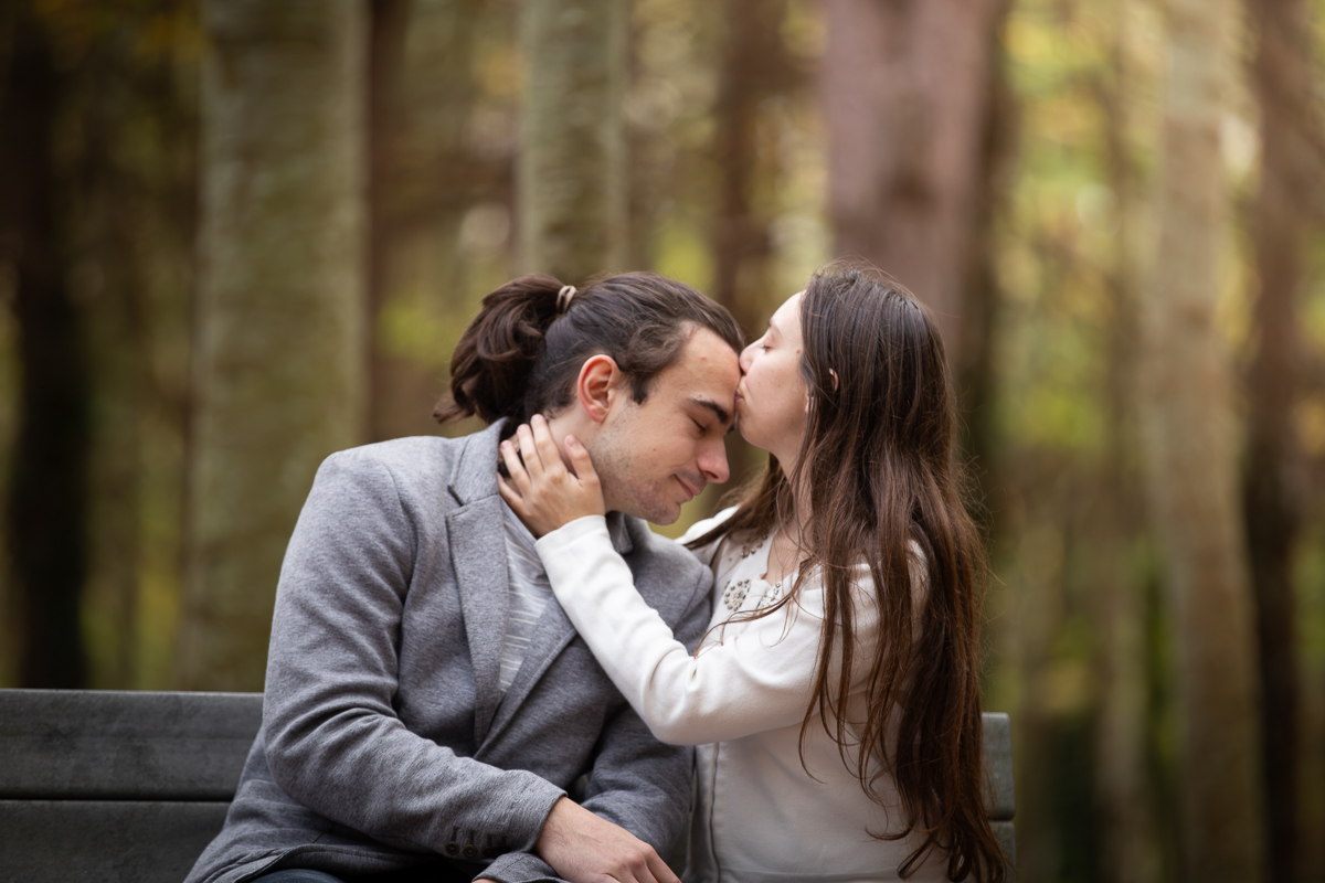 couple foret seance photo professionnelle automne